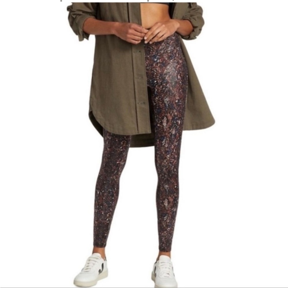 SPANX Snake Print Faux Leather Leggings M Medium Mocha Snake‎ NWT